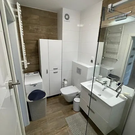 Apartament Romano Polanki Park Apartman *